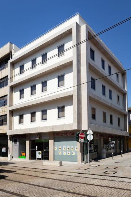 2E Apartamento Encantador A 3 Minutos Da Praia Матозиньюш Экстерьер фото